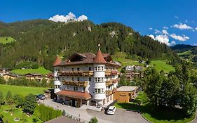Hotel Bergzeit